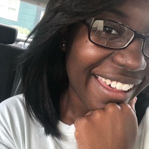 Meet your Posher, Danesha